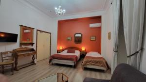 Family Room with Garden View room in Villa Eden