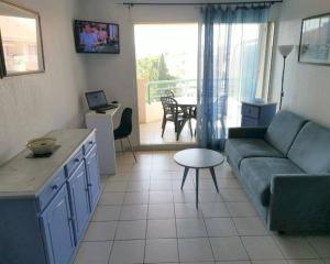 Fréjus le Césarée location de vacances Parking Piscine Terrasse Wifi