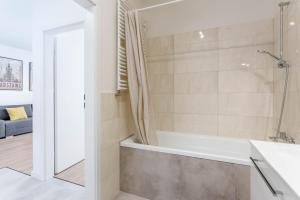 Chill Apartments Warsaw Airport