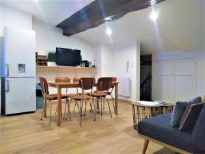 Appartements Logement 5 personnes - 1 min a pied hypercentre - 2 chambres doubles : photos des chambres