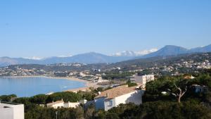 Appartements ENOLA - Proche mer, Terrasse - Pietrosella : photos des chambres