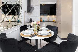 Plac Unii Apartment Gdynia Śródmieście by Renters Prestige