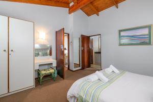 San Lameer Villa 1924 - 3 Bedroom Classic - 6 pax - San Lameer Rental Agency