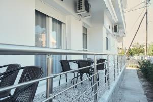 BUTTERFLY SUITES by STELIOS