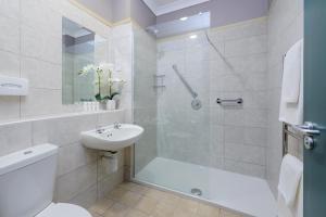 Family Room (2 Adults + 1 Child) room in Castlerosse Park Resort