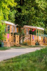 Campings Camping RCN Le Moulin de la Pique : photos des chambres