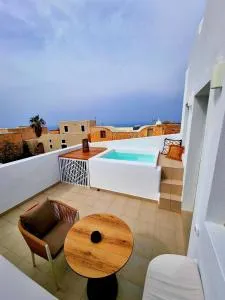 Lovely House at Oia Village Center - Thólos