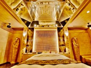 벳푸 SKY JZauruss バズるホテル ,Dinosaur Love Hotel 숙소 로비