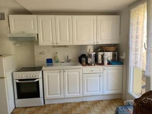 Appartements Duplex confortable avec grande terrasse, climatisation et proche des thermes - FR-1-703-114 : photos des chambres