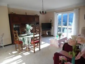 Charmant F2 à Amélie-les-Bains avec terrasse, parking et Wi-Fi, proche thermes et centre-ville - FR-1-703-116 - 泰克河畔阿尔莱