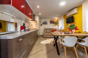 [Lusso e relax] con piscina a 2 minuti dal mare