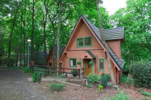 Lodge Nine for 6 with Hot Tub - Spa Resort in Devon - Chudleigh