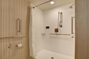 Courtyard by Marriott Bentonville Rogers Promenade