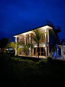 MAIMALU BEACH VIEW - Pengambengan