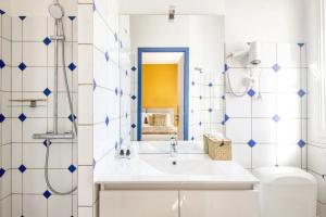 Hotels Le Homard Bleu : photos des chambres