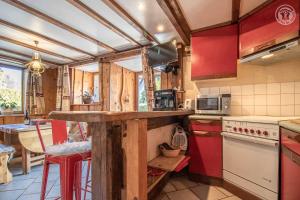 Appartements Gite cosy en montagne avec vue et piscine : photos des chambres