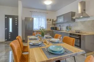 Mario & Ana house - Benažići