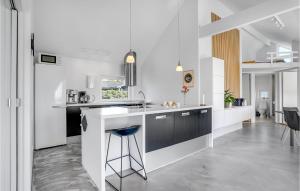 Awesome Home In Ebeltoft With Kitchen