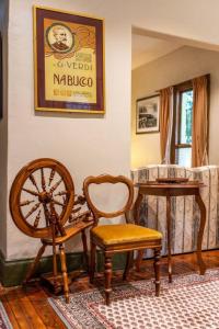 The spotted cow,city fringe,pet friendly-Free wine