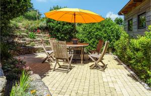 Maisons de vacances Nice Home In Plouguerneau With Wifi : photos des chambres