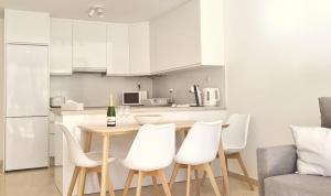 Lovely apartment with big sunny terrace