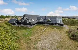 Beautiful Home In Ringkøbing - Klegod