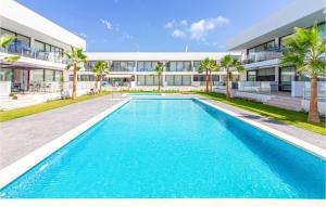 Lovely Apartment In Mar De Cristal