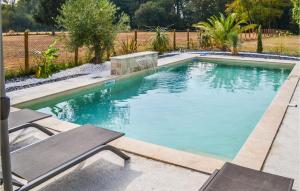 Maisons de vacances Beautiful Home In Saint-christoly-de-bla With Private Swimming Pool, Can Be Inside Or Outside : photos des chambres