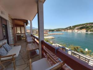 Apartment Next to the sea