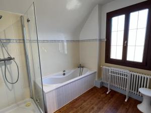 Maisons de vacances Maison Cabourg, 3 pieces, 5 personnes - FR-1-487-238 : photos des chambres