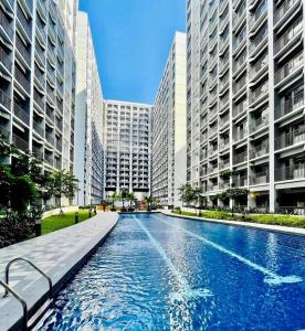 P00L Fr0nt with Balc0ny - New C0nd0 at Shore 2 MALL of ASIA