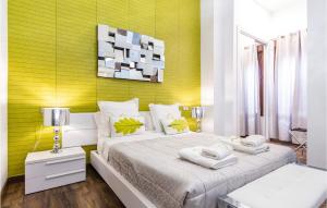 Amazing Apartment In Sevilla With Wifi