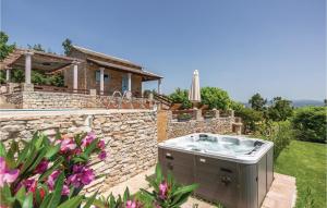 6 Bedroom Gorgeous Home In Gornje Podbablje 