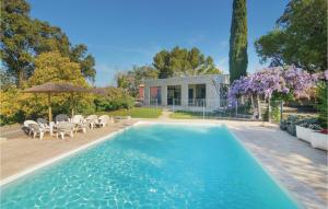 Maisons de vacances Lovely Home In Aubais With Wifi : photos des chambres