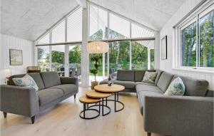 Beautiful Home In Væggerløse With Sauna