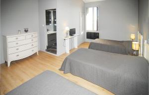 Maisons de vacances Nice Home In St Gilles : photos des chambres