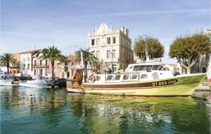 Maisons de vacances Nice Home In St Gilles : photos des chambres