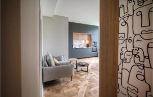 Gorgeous Apartment In Concarneau