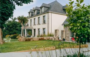 Gorgeous Apartment In Concarneau