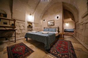 Triple Arch Room room in Emit Cave Hotel