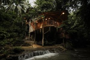 Treehouse de Valentine
