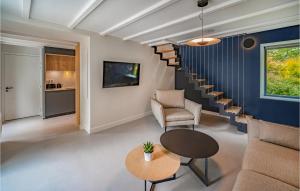 Appartements Amazing Home In Concarneau With Heated Swimming Pool : photos des chambres
