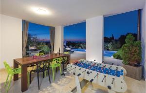 Luxurious Home In Stinjan