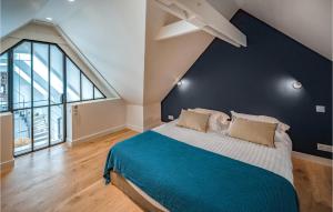 Appartements Awesome Home In Concarneau With Sauna, Wifi And Heated Swimming Pool : photos des chambres