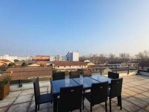 ROOFTOP 3 CHAMBRES, TERRASSE, GARAGE