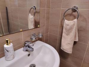 N&N Luxury Suites Studio