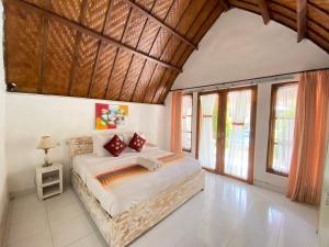 Bungalow Nhìn ra vườn (Bungalow with Garden View)