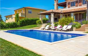 Gorgeous Home In Vodnjan With Kitchen 