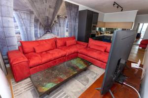 Upmarket Executive Luxury Apartment