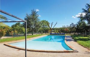 Maisons de vacances Stunning home in Beziers with 5 Bedrooms, WiFi and Outdoor swimming pool : photos des chambres